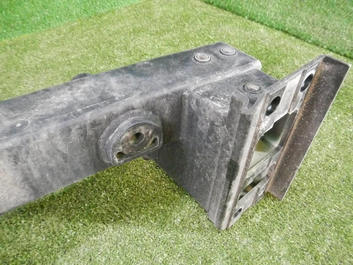 Усилитель задний Aston Martin DBX (2019-н.в.)