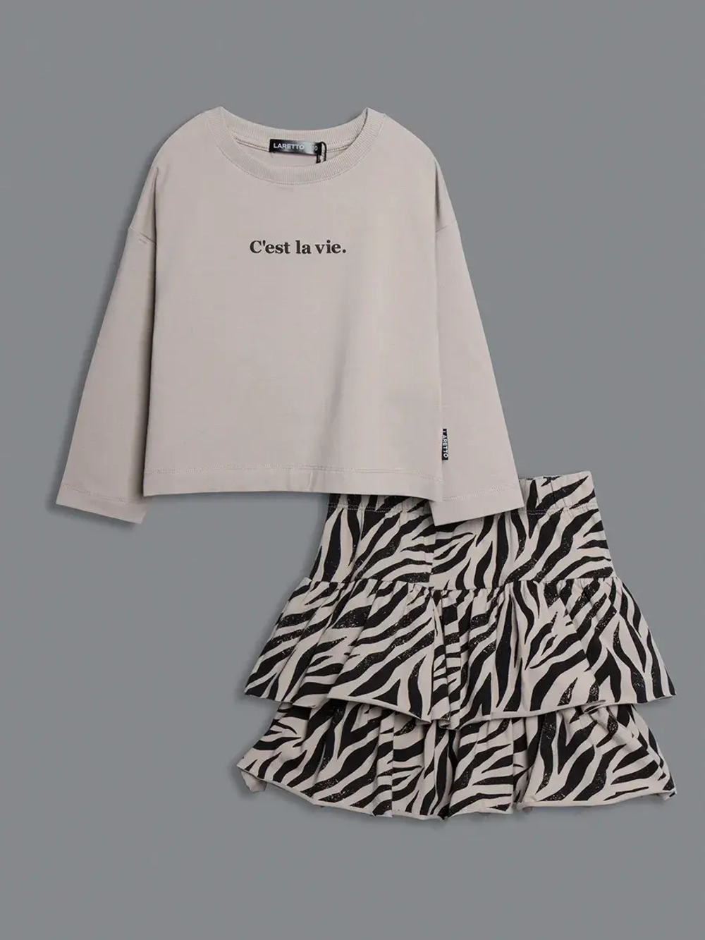 Летний костюм для девочки, лонгслив и юбка