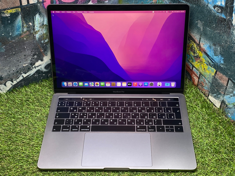 MacBook Pro 13 2018 A1989 Thunderbolt 3 i5/8GB/Retina