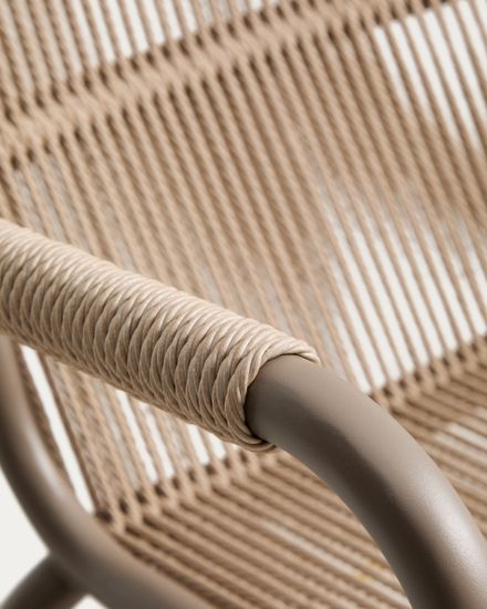 Улчное кресло Salis из алюминия цвета экрю и веревки