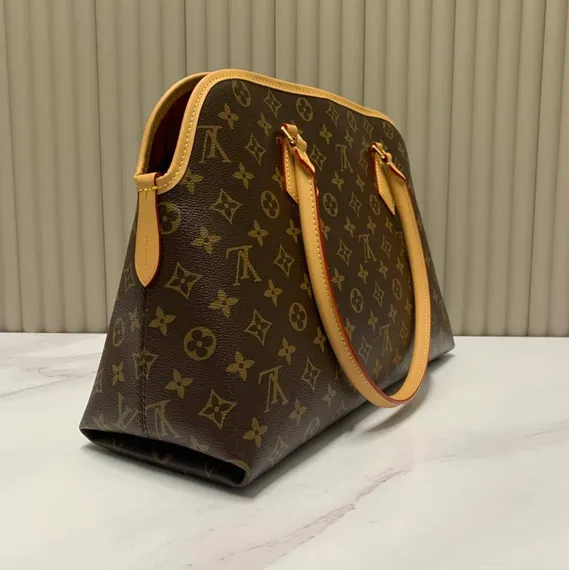 Сумка Louis Vuitton