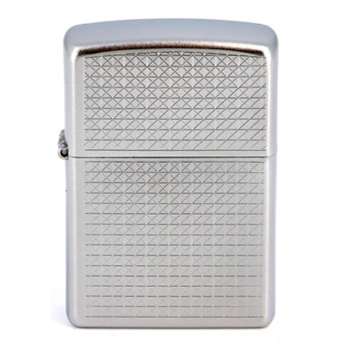 Зажигалка серебристая матовая Zippo Diamond plate с покрытием Satin Chrome