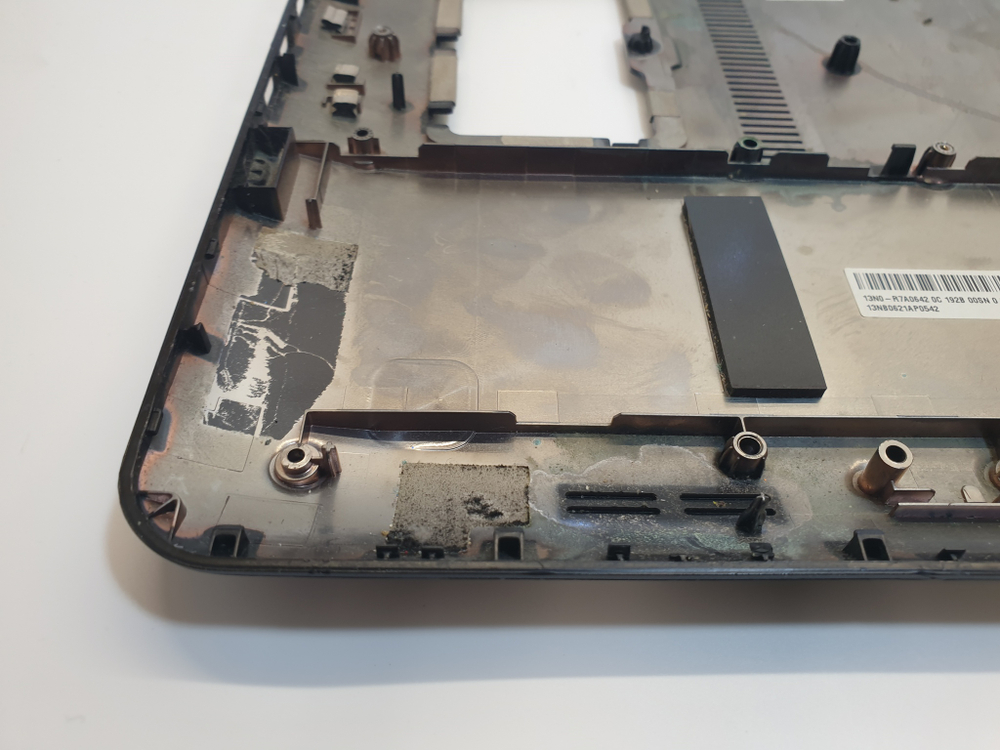 Поддон Asus R556Q, 13N0-R7A0642