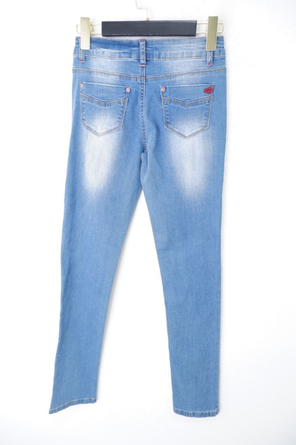 Джинсы Y.H.R базовые 40-42 размер