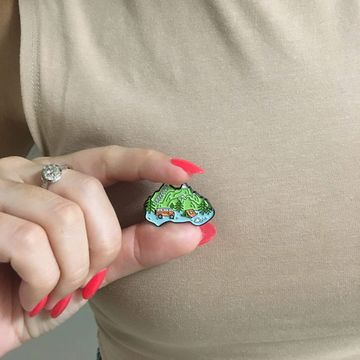 Значок металлический на одежду/Пин.  Freedom