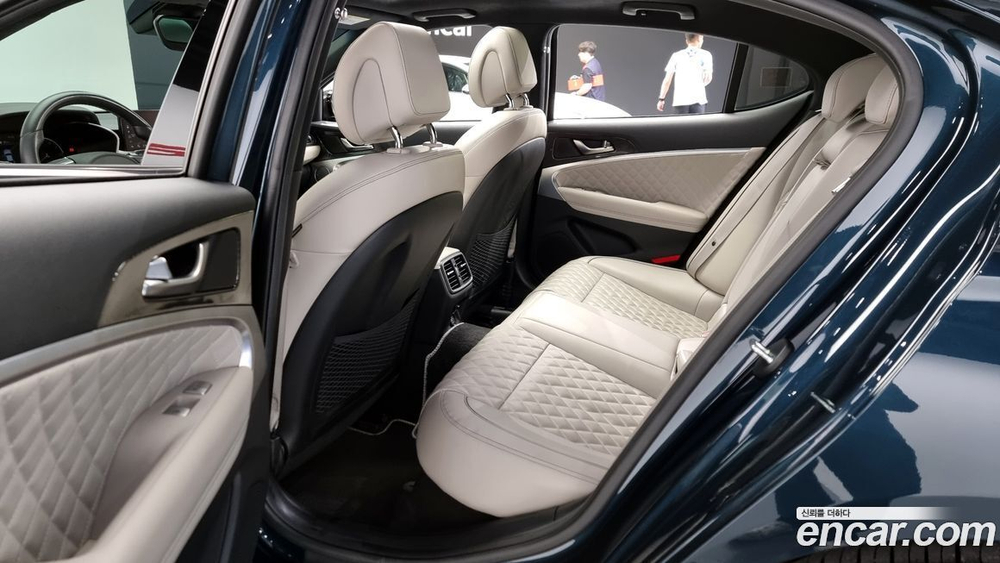 Genesis The New G70 Бензин 3.3T 4WD (09.2021)