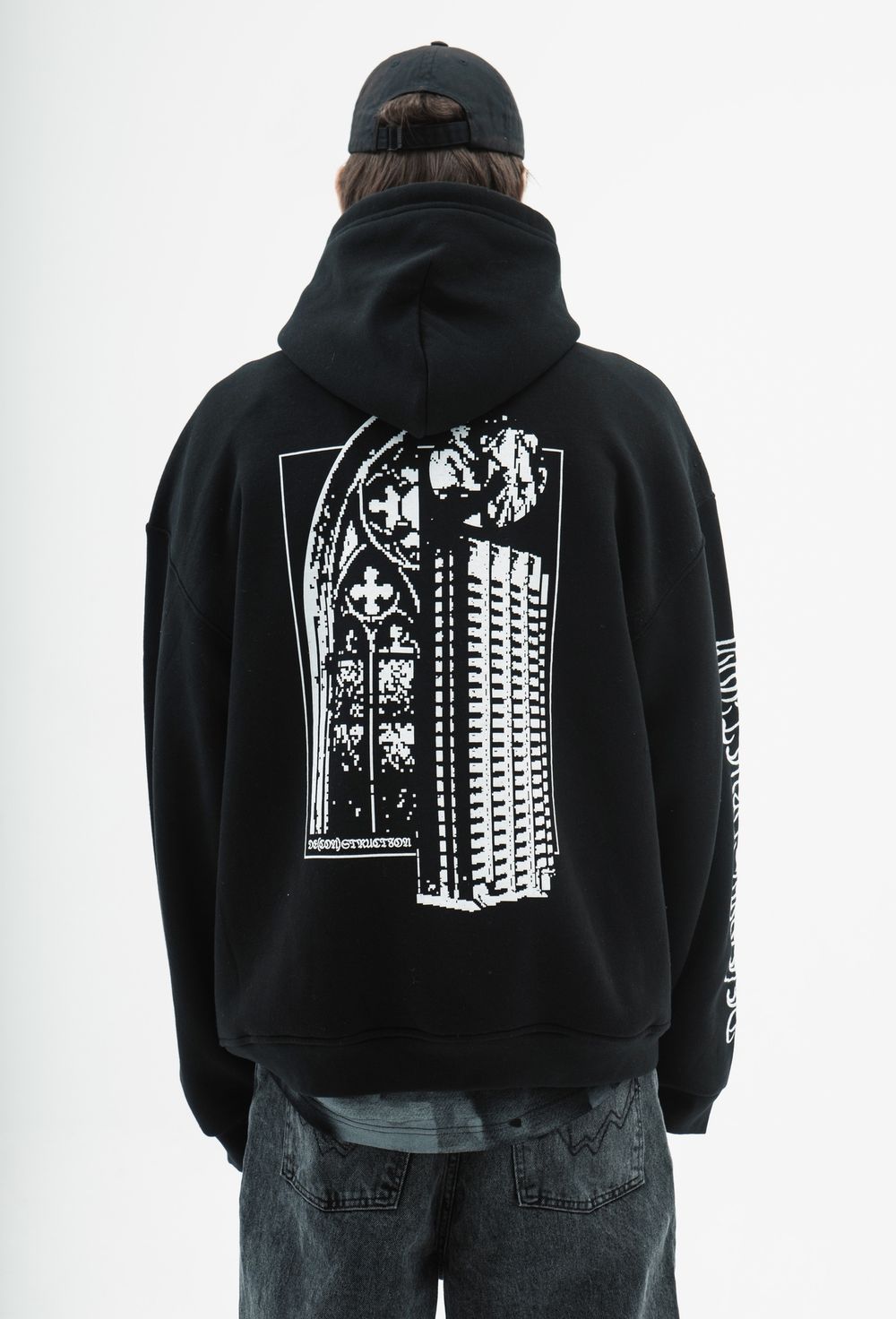 Худи Issaya Temple черный