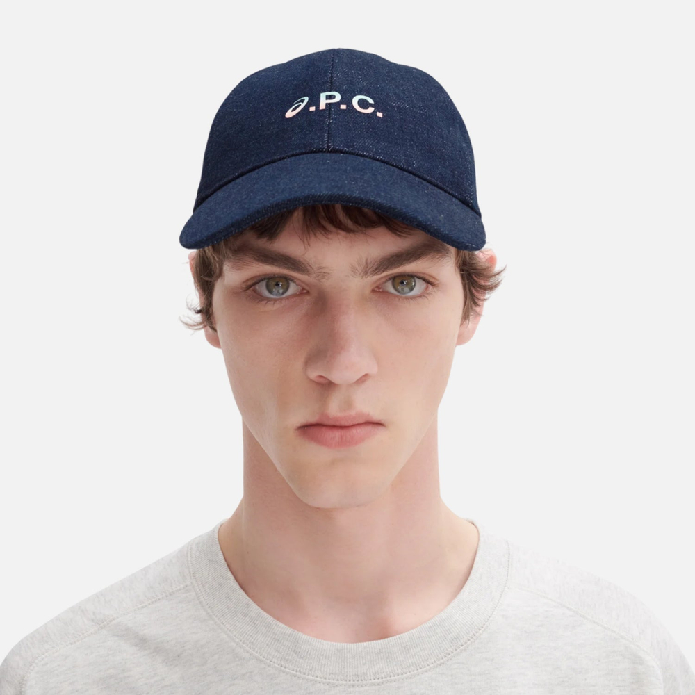Спортивная кепка A.P.C. x ASICS