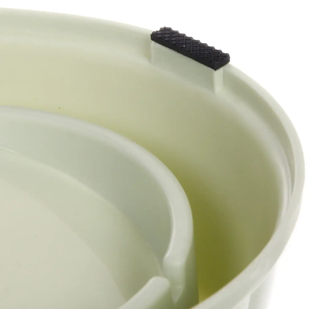 Автокормушка пластиковая «Колор-Один дома» 27,5*17,57*25см 1,2л цвет нежно-зеленый