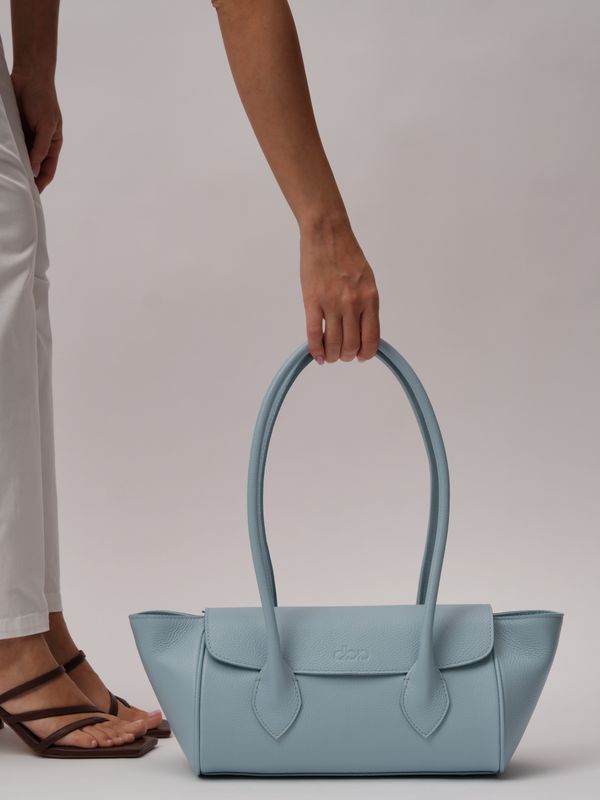 Кожаная сумка Viki DBR 31341 светло-голубой