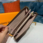 Louis Vuitton Zippy Wallet