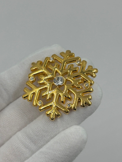 Брошь Снежинка