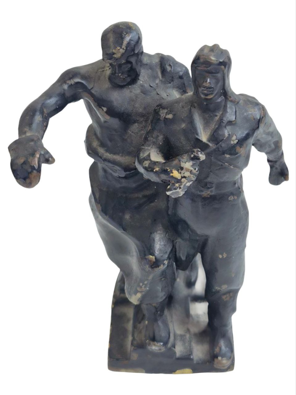 Скульптура "Танкист и Рабочий"