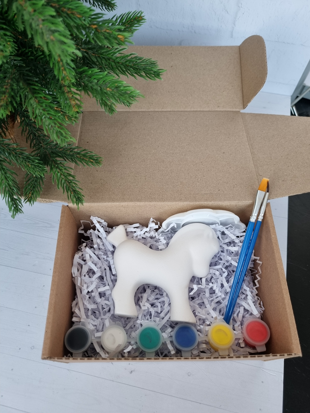 Набор для росписи с фарфоровой лошадкой