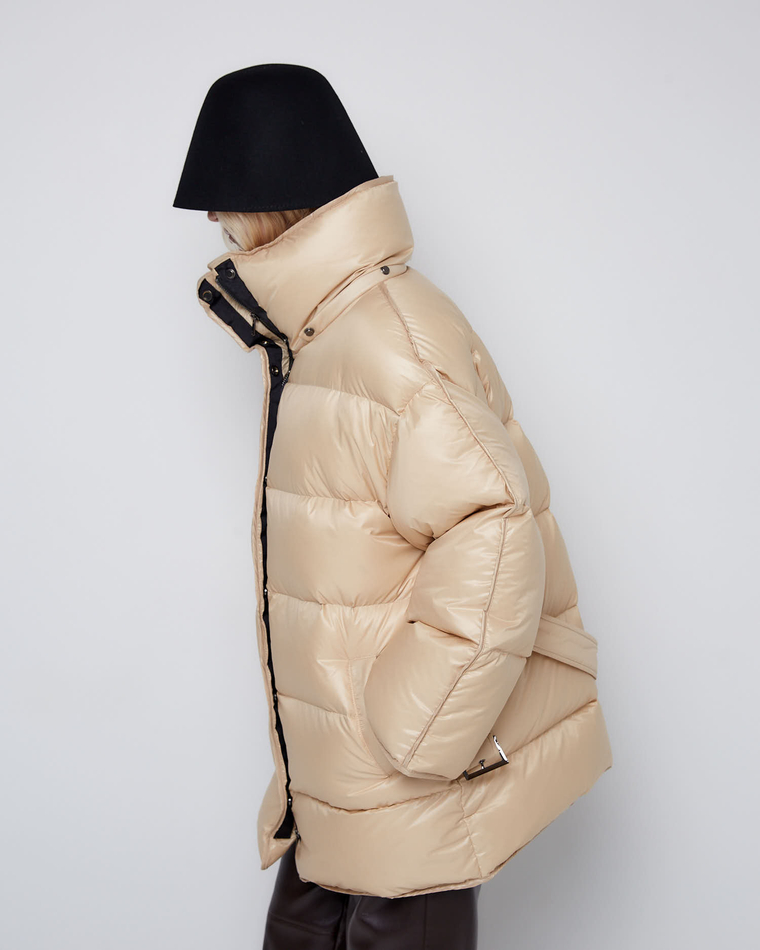 Пуховик со съемным капюшоном из нейлона Монклер бежевый