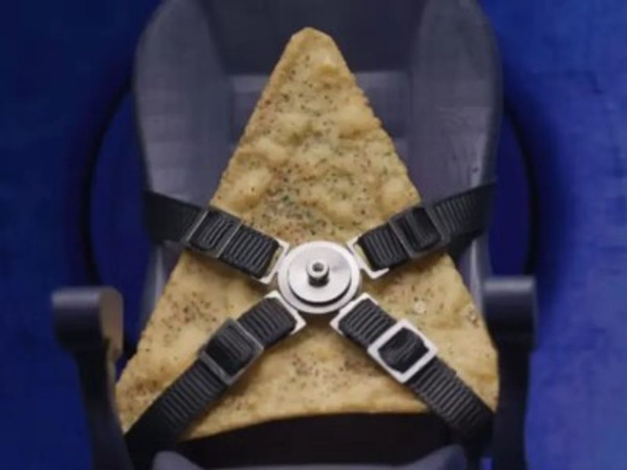 Doritos выпустила чипсы для перекуса в космосе