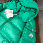 Пуховик Moncler