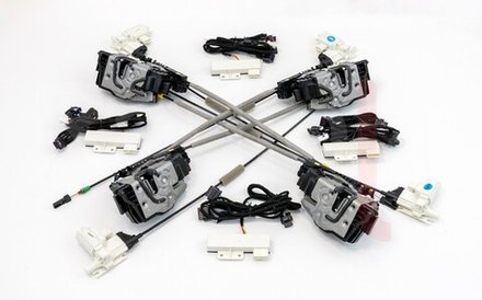 Автоматические доводчики на 4 двери для Mercedes-Benz GLC (X253) 2015-2022 - Radiola RDL-SAB-Z03