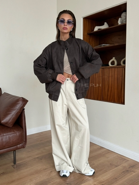 Шоколадный бомбер из текстиля на пуговицах