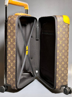 Чемодан Louis Vuitton