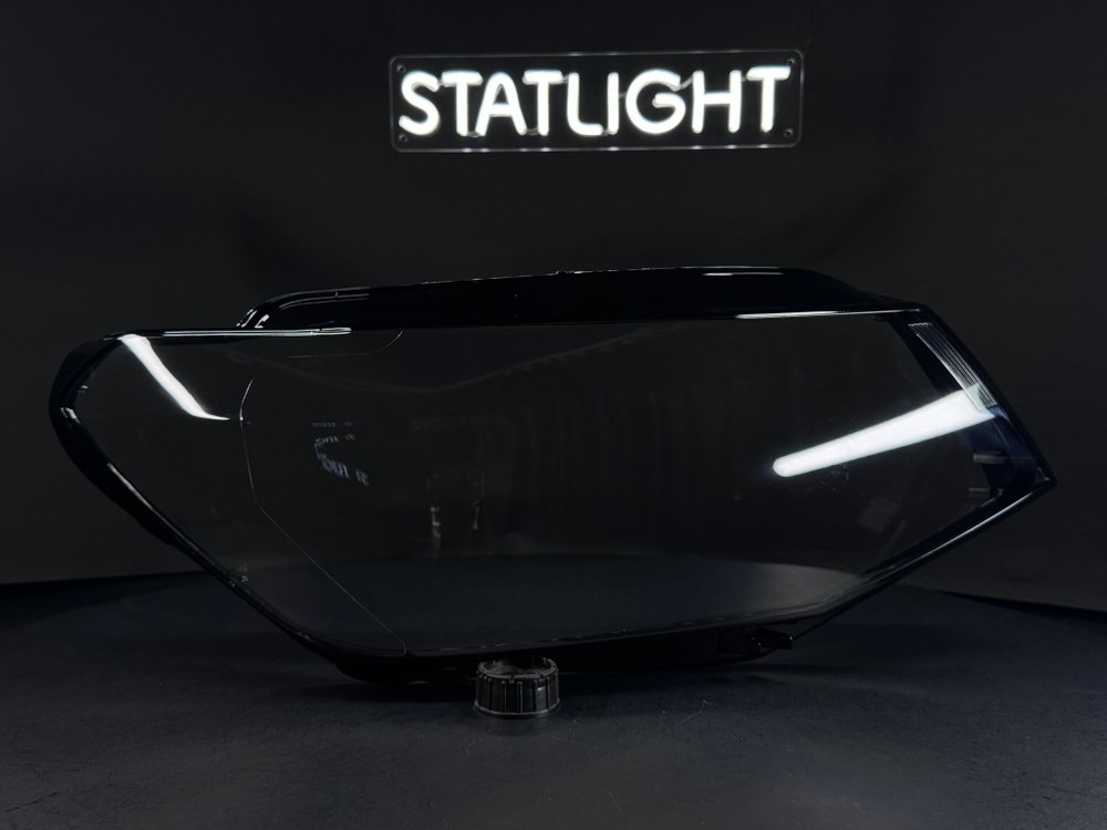 Правое стекло Volkswagen Caddy 2015-2020