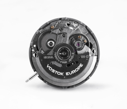 Movement: SII NH35A Automatic