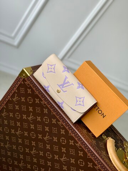 Louis Vuitton Emilie Wallet