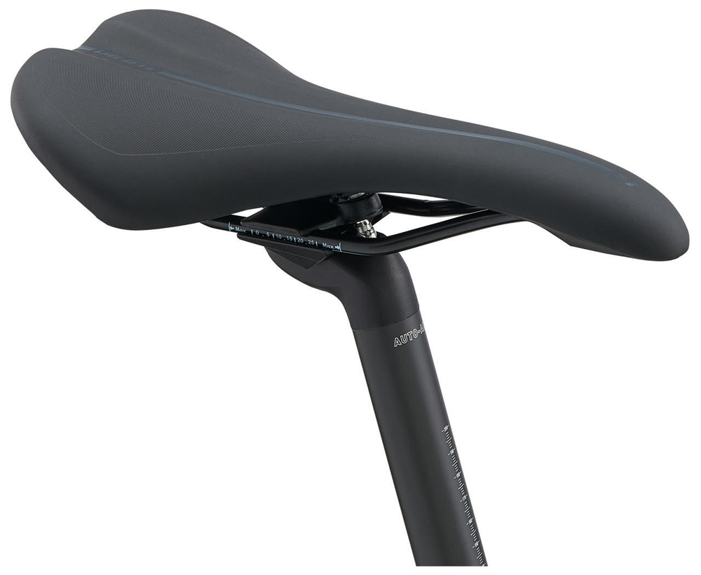 Дорожный велосипед Giant ToughRoad SLR 1 (2021)