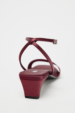 ZARA САНДАЛИИ С АТЛАСНОЙ ОТДЕЛКОЙ, Бордово-красный