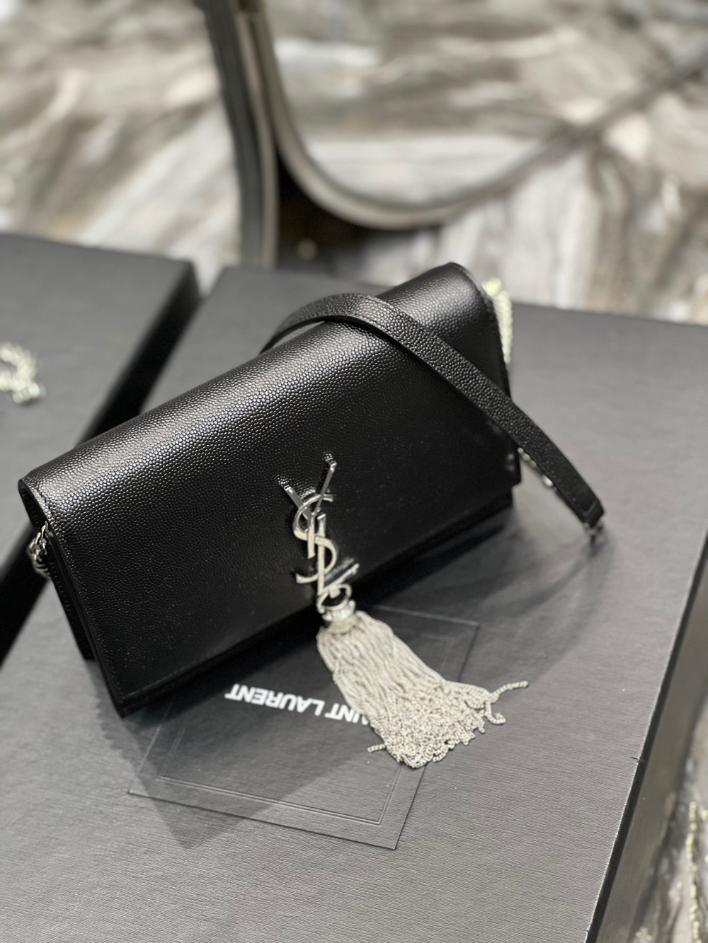 Saint Laurent Kate Chain Wallet 19 cm