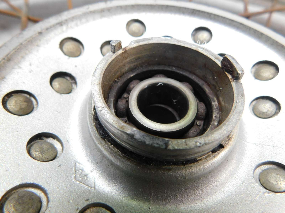 Колесо переднее Yamaha Serow 225 4JG