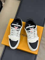 Louis Vuitton Trainer (2 colors)