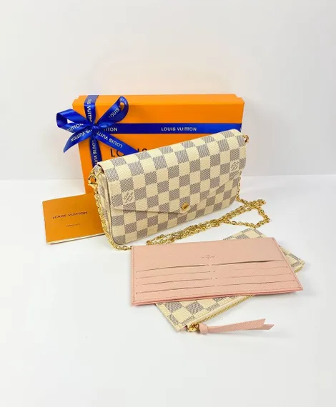Клатч Louis Vuitton Felicie канва Damier Azur светло-серый