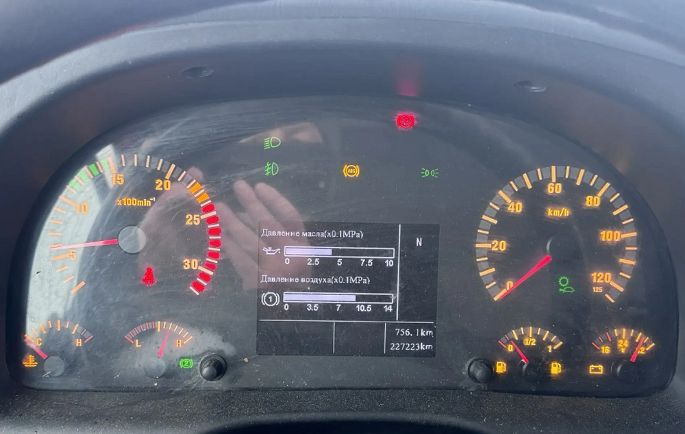 Howo ZZ* 8x4 Самосвал ZZ3407S3867E (Дизель, 9,7 л, 373 л.с, МТ)