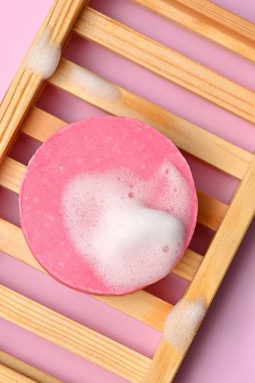 Шампунь твёрдый Greena Avocadova с протеинами пшеницы и биолипидным комплексом, 50 г