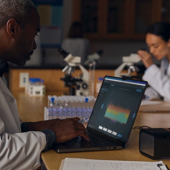 Apple MacBook Pro 16" (M4 Pro 14C CPU, 20C GPU, 2024) 24 ГБ, 1 ТБ SSD, «черный космос»