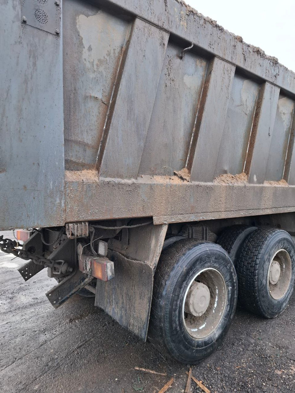 Shacman (Shaanxi) SX* 6x4 Самосвал SX32586T384 (Дизельный, 11,6 л, 430 л.с., МТ)