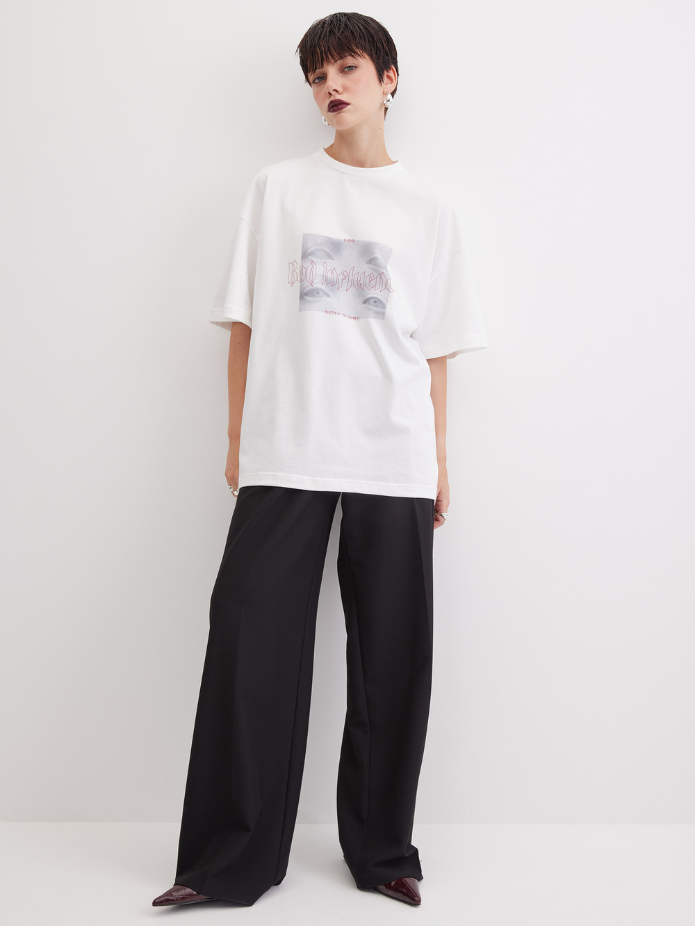 Футболка Bad Influence, молочная