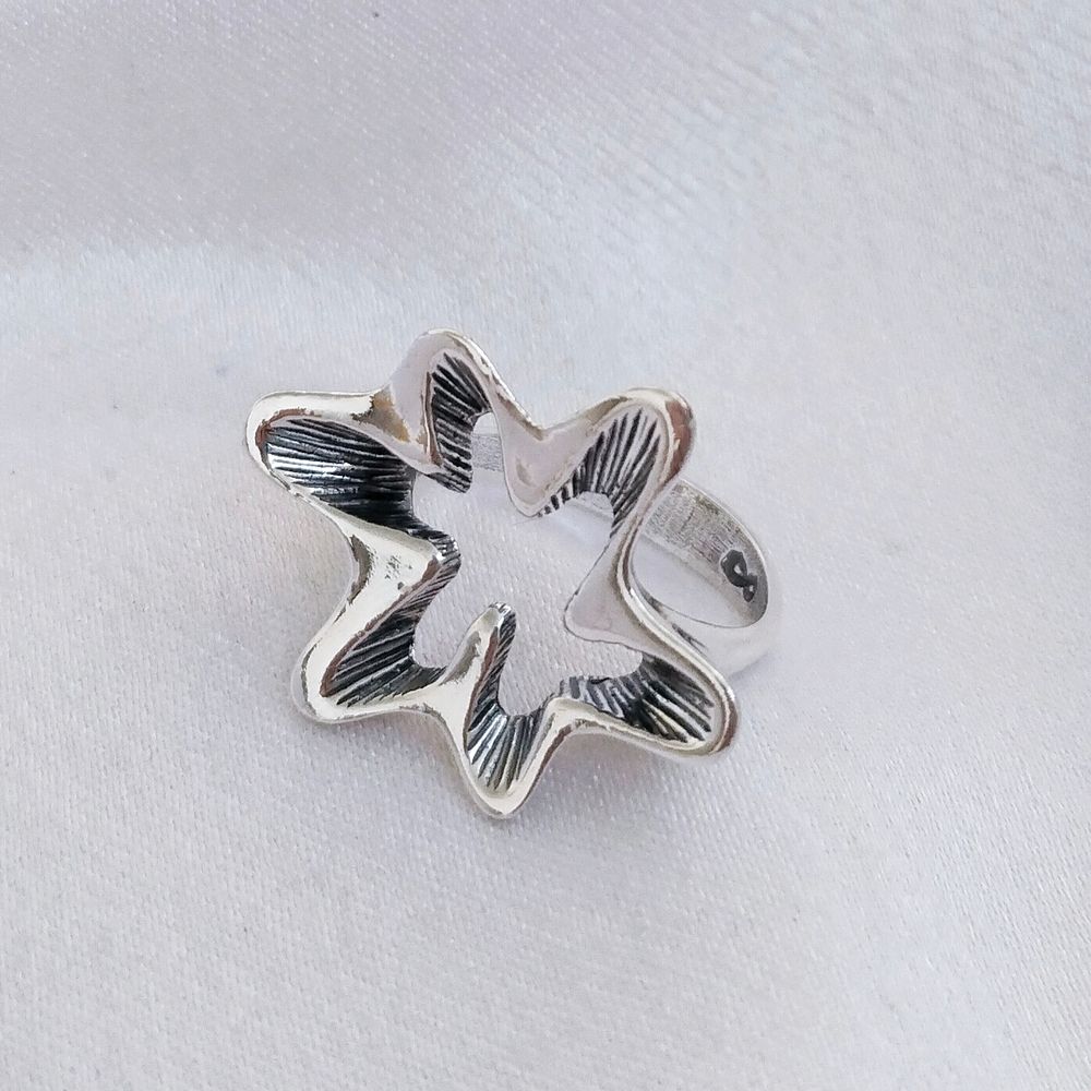 "Астера" кольцо в серебряном покрытии из коллекции "Vogue" от Jenavi