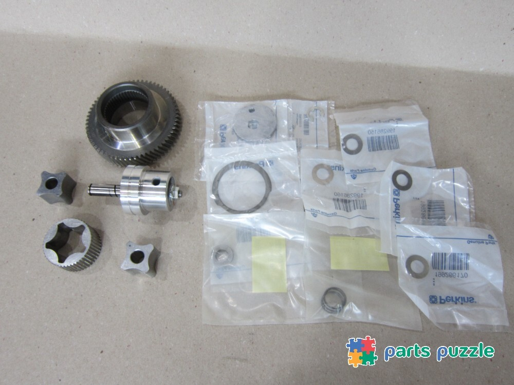 Насос масляный в сборе, оригинал / OIL PUMP IDLER GEAR АРТ: 10000-40991
