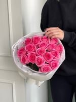 Букет из розовых роз 17шт