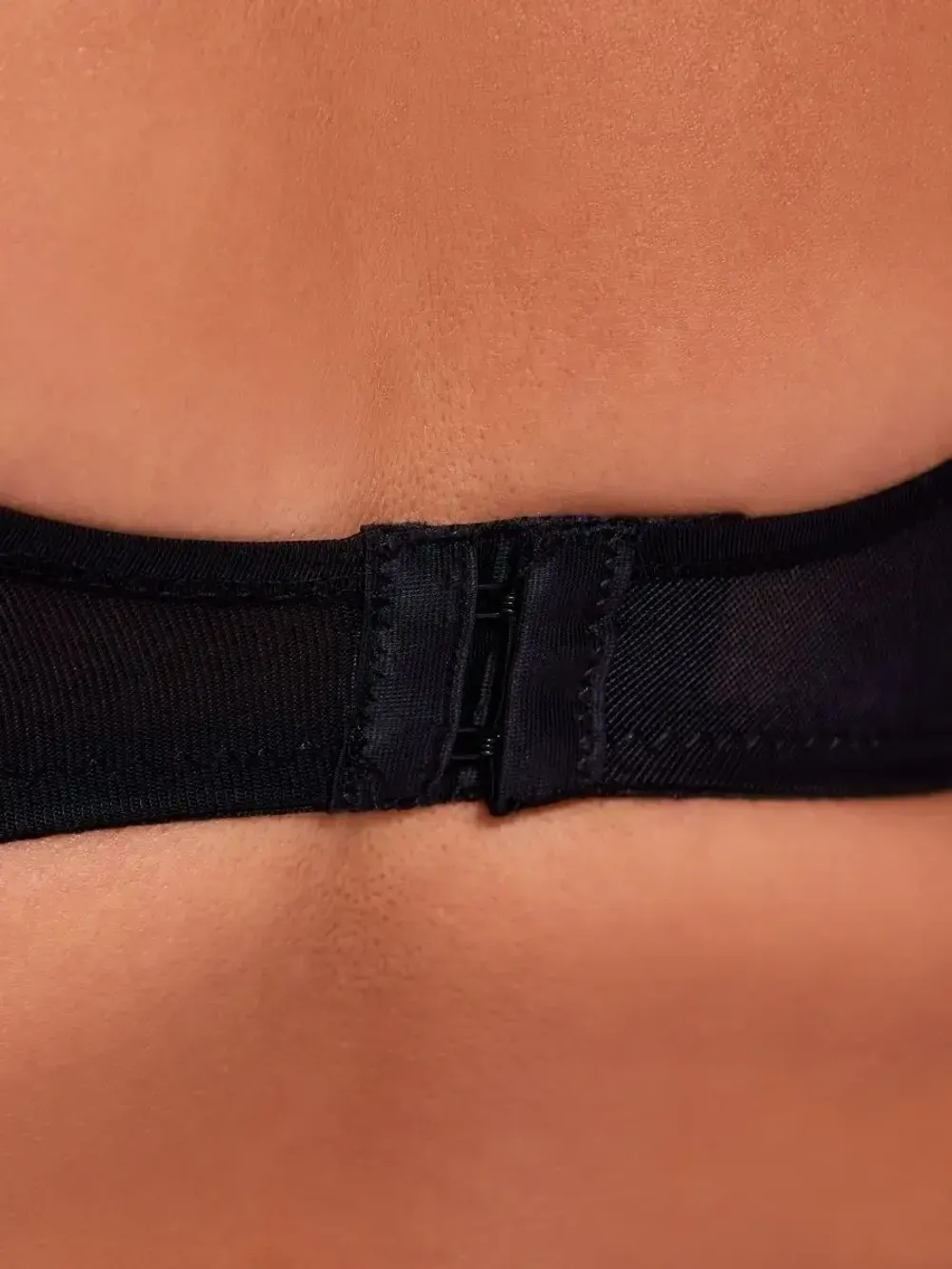 Бюстгальтер без косточек