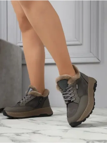 Кроссовки зимние