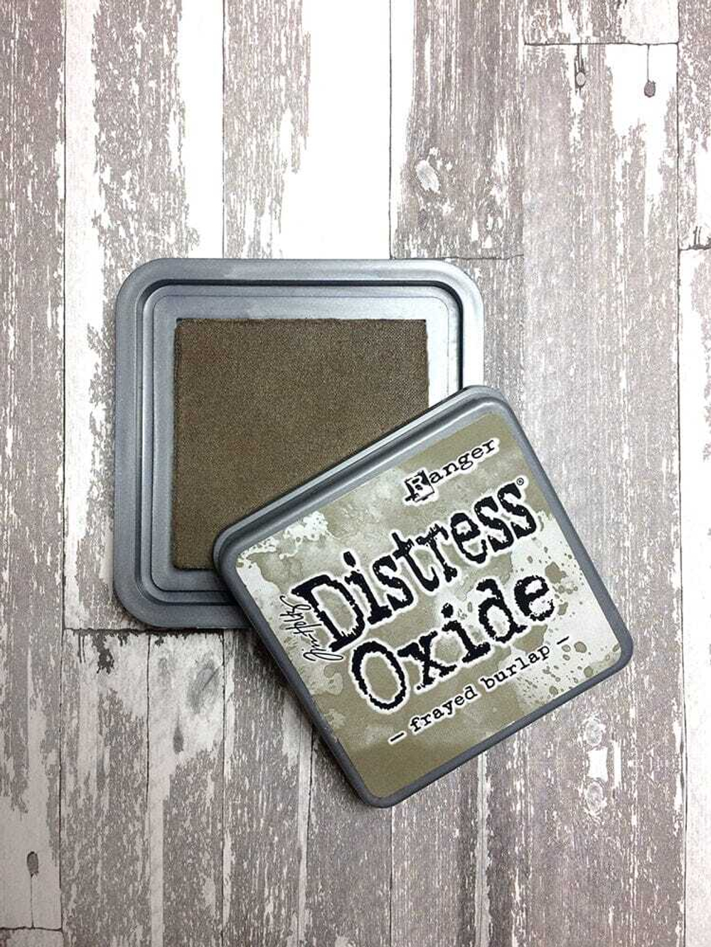 Distress Oxide Pad. Frayed Burlap