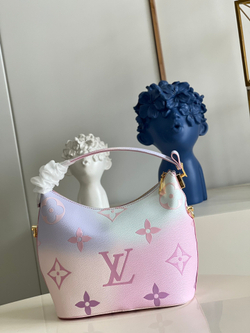 Louis Vuitton Marshmallow PM