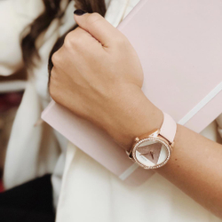 GUESS Wrist Watch Quartz Movement Leather Strap Pink Watch Dial Women"s Watch