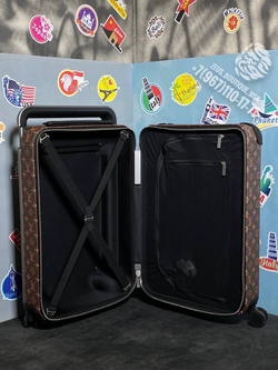 Дорожный чемодан Louis Vuitton Horizon 50