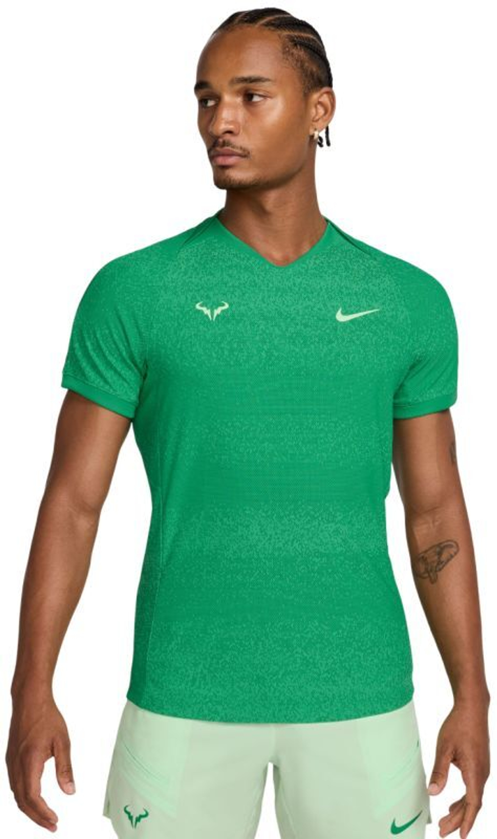 Мужская теннисная футболка Nike Court Rafa Dri-Fit Short Sleeve - зеленый