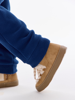 Теплый флисовый комбинезон с карманами