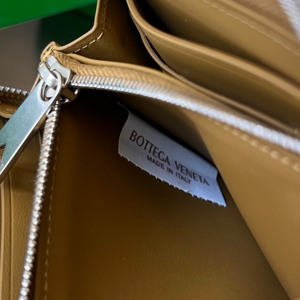 Bottega Veneta Zip Around Wallet